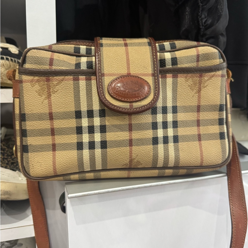Burberry Vintage Crossbody bag.